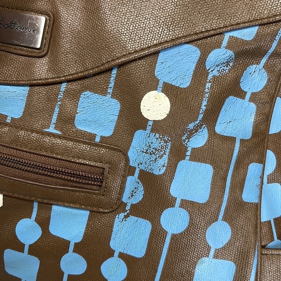 Petunia Pickle Bottom shoulder bag - Picture 9 of 16